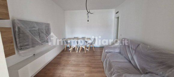 2 chambres Appartement à Venegono Inferiore, Italy No. 374298 2