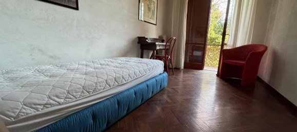 5 bedrooms Villa in Massa, Italy No. 128291 8