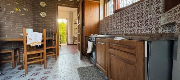 5 bedrooms Villa in Massa, Italy No. 128291 12