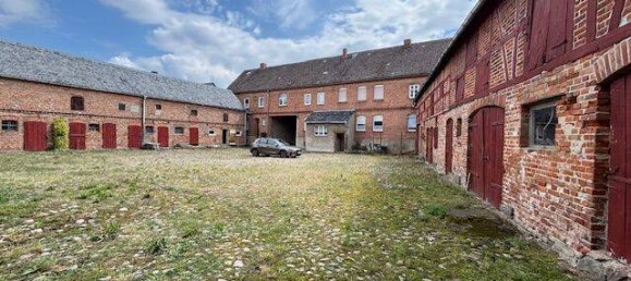 Ферма с 14 комнатами в Зальцведель, Германия № 345527 7