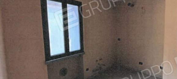 2-Zimmer Wohnung in Cassano Magnago, Italy, Nr. 12948 6