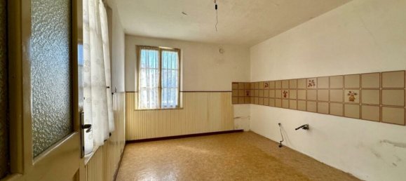 2 bedrooms House in Udine, Italy No. 258912 6