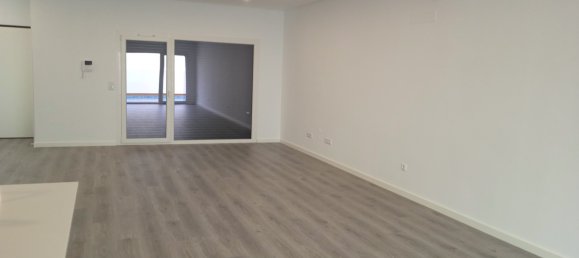 3 chambres Maison à Corroios, Portugal No. 92359 8