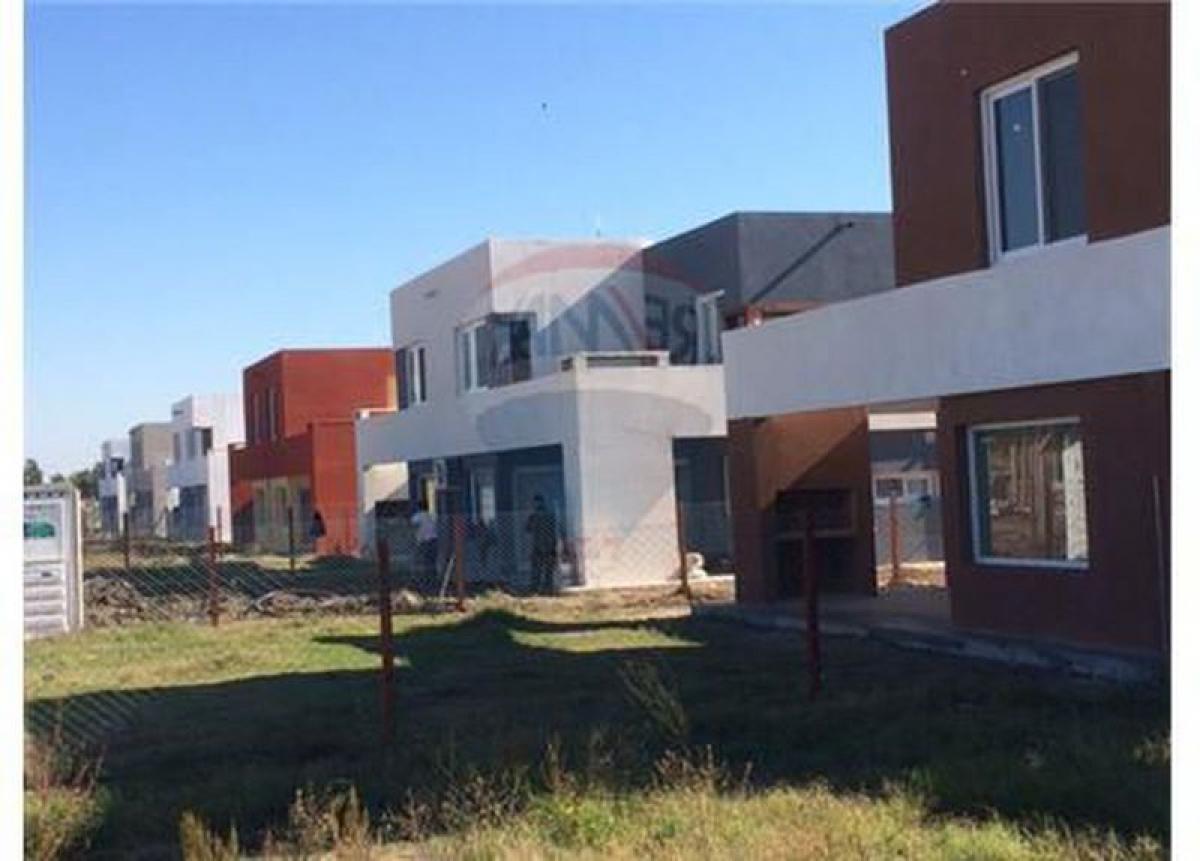 4 bedrooms House in Tigre, Argentina No. 62093