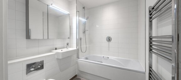 2 bedrooms Apartment in London, United Kingdom No. 7848 7