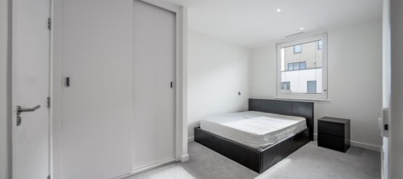 2 bedrooms Apartment in London, United Kingdom No. 7848 9
