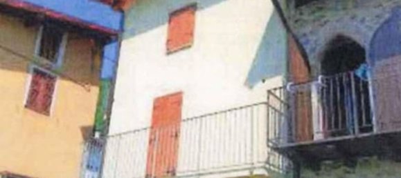3 rooms Apartment in Pisogne, Italy No. 260945 5