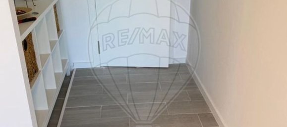 102m² Office in Loures, Portugal No. 73254 4