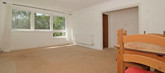 2 bedrooms Apartment in Beckenham, United Kingdom No. 837 2