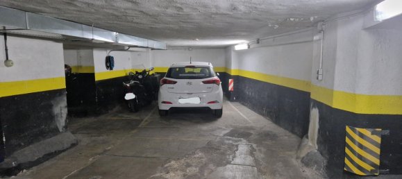 623m² Garage in Madrid, Spain No. 113996 3