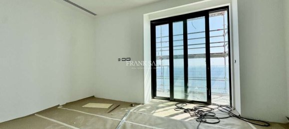 2 bedrooms Apartment in Sliema, Malta No. 6 4