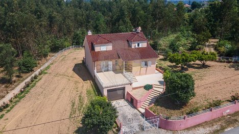 4 bedrooms House in Santa Comba Dao, Portugal No. 184463