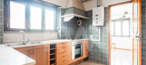 3 Schlafzimmer Haus in Corroios, Portugal, Nr. 63798 11