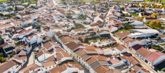 207m² Building in Vimieiro, Portugal No. 12749 32