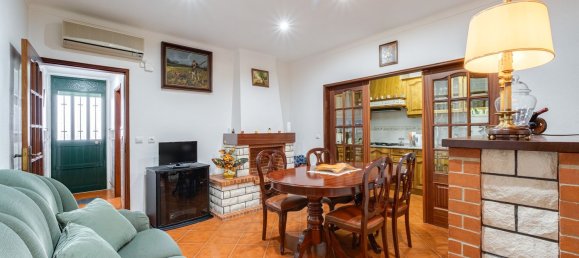 207m² Building in Vimieiro, Portugal No. 12749 11