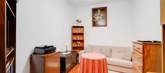 207m² Building in Vimieiro, Portugal No. 12749 17