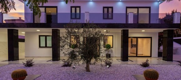 5 bedrooms House in Marbella, Spain No. 23010 24