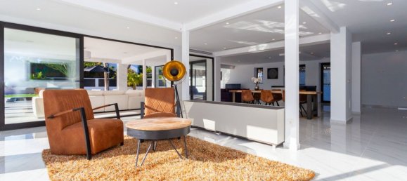 5 bedrooms House in Marbella, Spain No. 23010 19