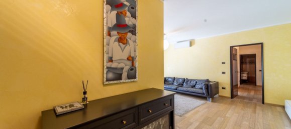 Apartamento de 3 divisões em Parma, Italy N.º 228869 16