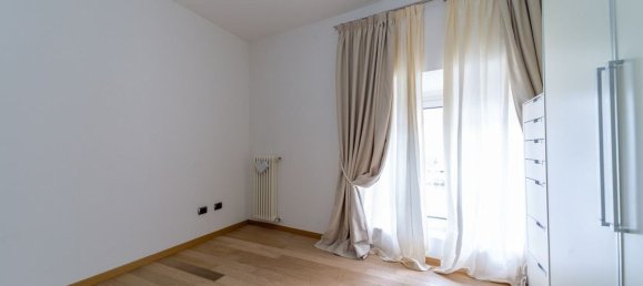 Apartamento de 3 divisões em Parma, Italy N.º 228869 27