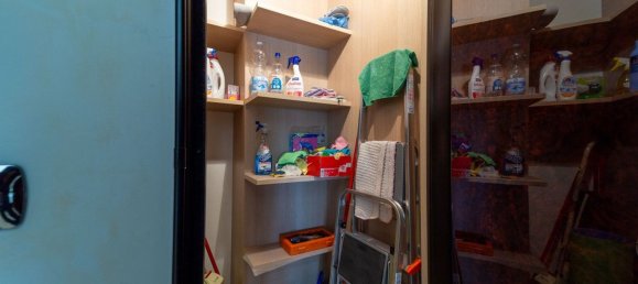 3غرفة شقة في Parma, Italy رقم 228869 42