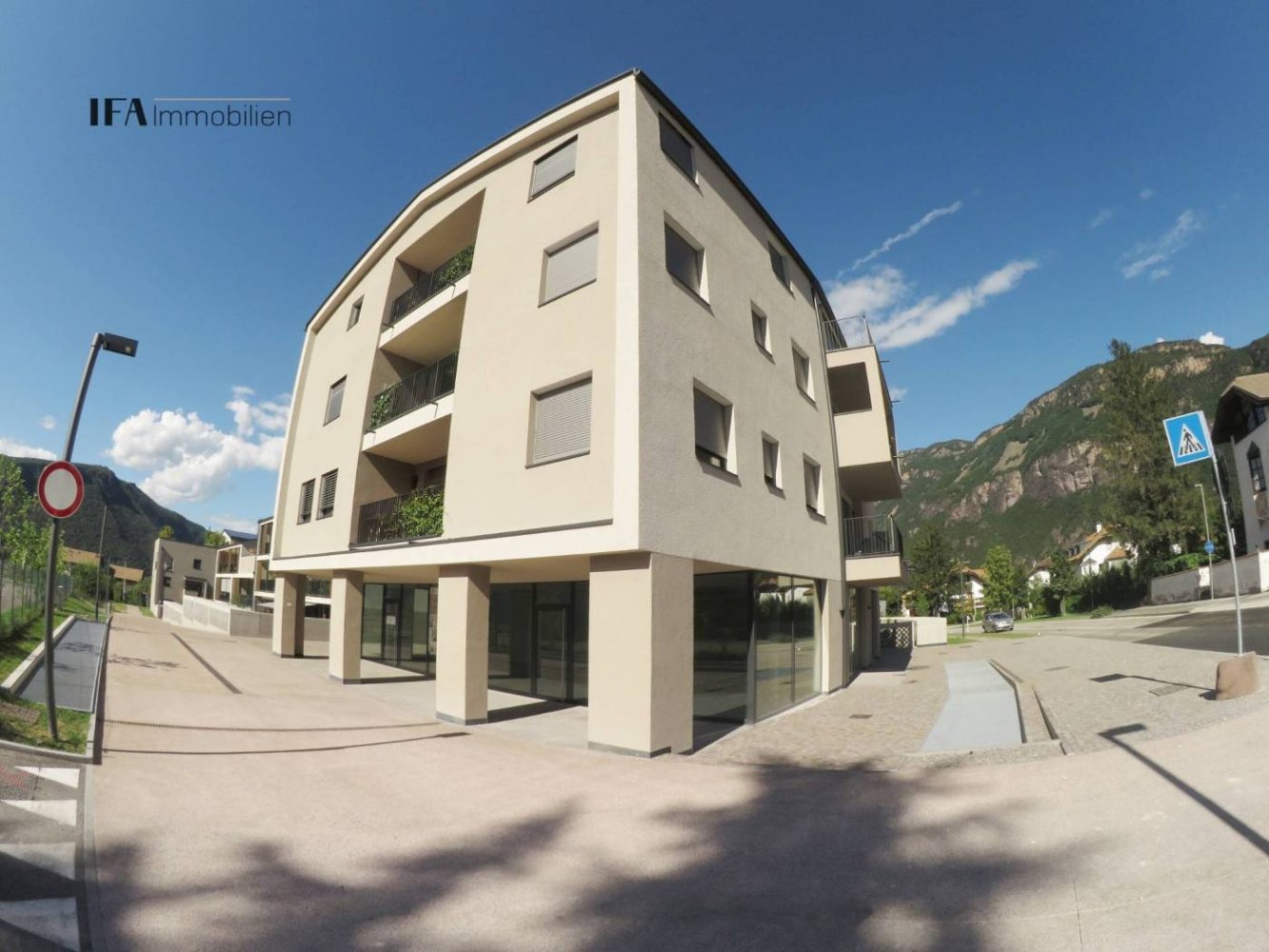 1-salle Propriété commerciale à Trentino-Alto Adige, Italy No. 77086