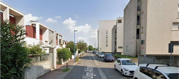 Garage à Brescia, Italy 25m² No. 362891 4