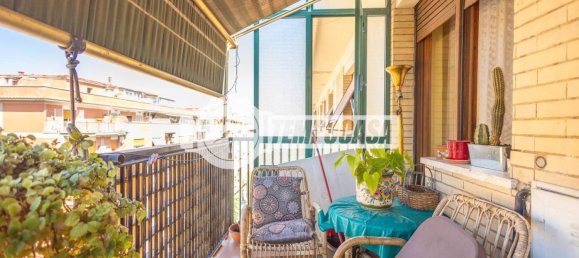 1 bedroom Apartment in Rome, Italy No. 300941 2