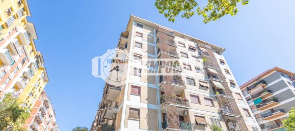 1 bedroom Apartment in Rome, Italy No. 300941 4