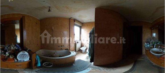 2 bedrooms Apartment in Parma, Italy No. 265859 14