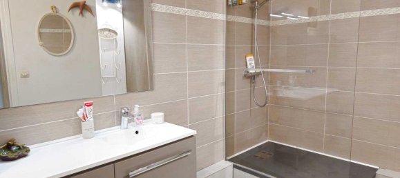 3 bedrooms Apartment in Amiens, France No. 363155 4