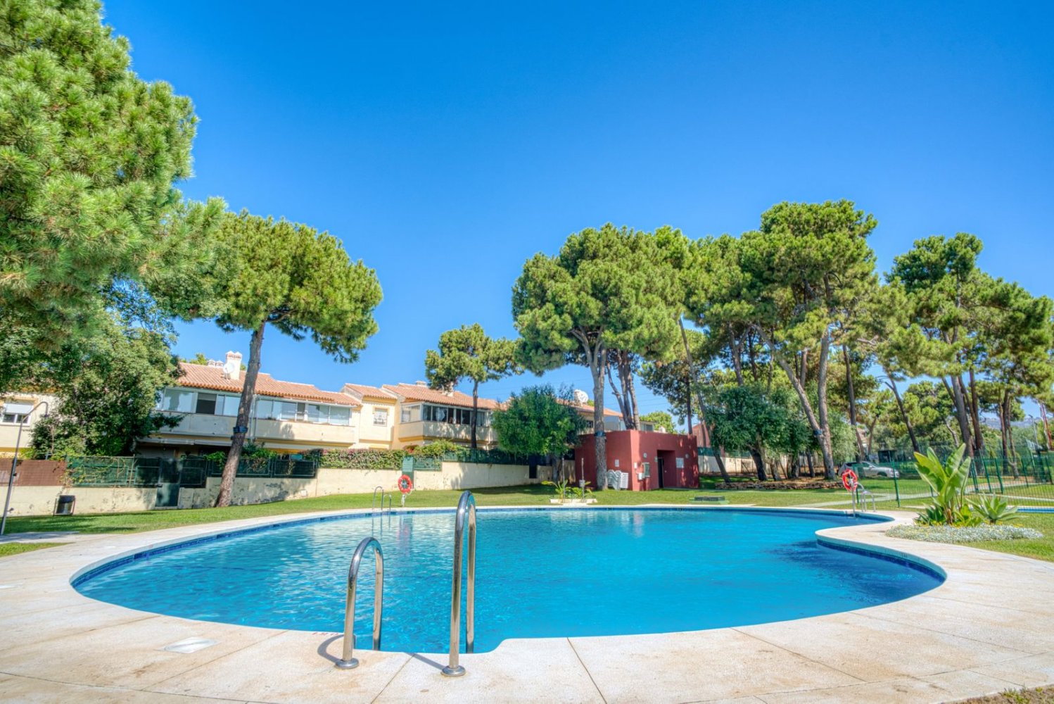 Квартира с 2 спальнями в Марбелья, Испания № 35825