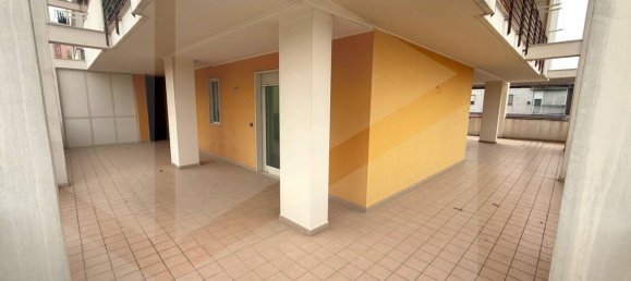 2 rooms Office in Barletta, Italy No. 23435 11