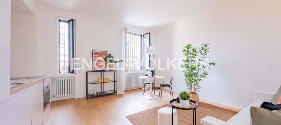 2 rooms Duplex in Milan, Italy No. 246402 4