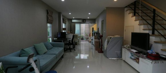 3 bedrooms Townhouse in Phra Khanong, Thailand No. 70558 2