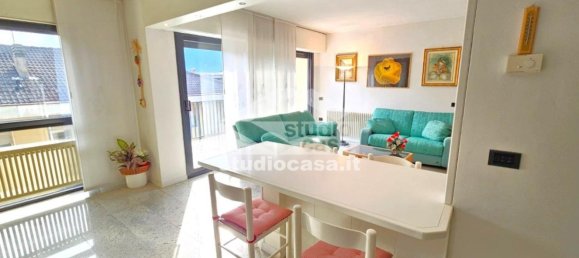 Apartamento de 4 dormitorios en Rovereto, Italy No. 372815 9
