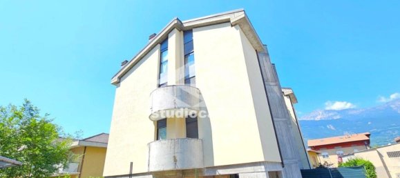 Apartamento de 4 dormitorios en Rovereto, Italy No. 372815 10