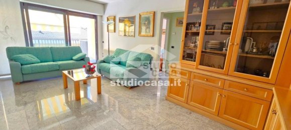 Apartamento de 4 dormitorios en Rovereto, Italy No. 372815 27