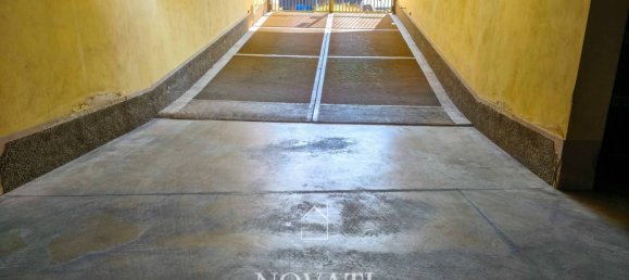 Garage à Casalpusterlengo, Italy 25m² No. 374033 3