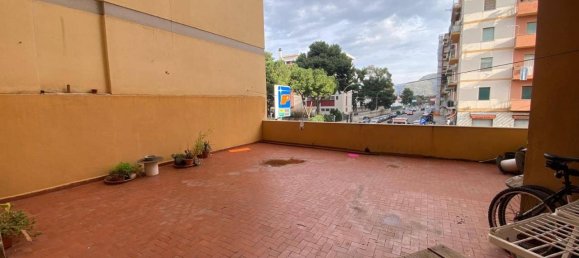 Apartamento de 5 habitaciónes en Palermo, Italy No. 72190 3