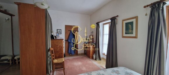 3 bedrooms House in Chinon, France No. 74382 12