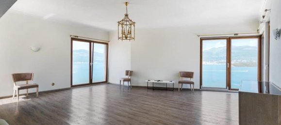 5 bedrooms Commercial property in Tivat, Montenegro No. 126 13