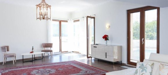 5 bedrooms Commercial property in Tivat, Montenegro No. 126 11