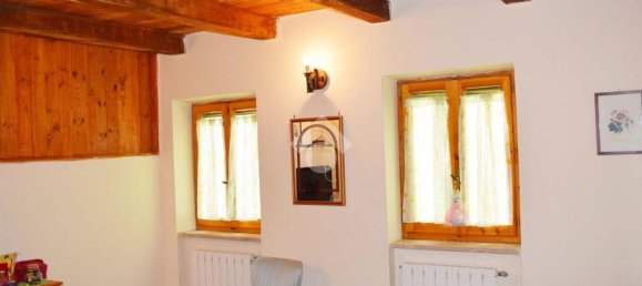 4 bedrooms House in Tagliacozzo, Italy No. 282155 30