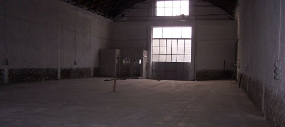 Lagerhaus in Avellino, Italy 2000m², Nr. 255383 9