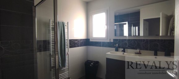 3 bedrooms House in Autun, France No. 358401 11