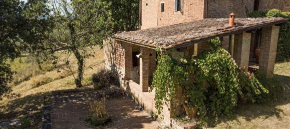 Casa de 10 habitaciónes en Asciano, Italy No. 57604 6