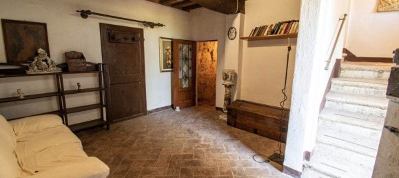 Casa de 10 habitaciónes en Asciano, Italy No. 57604 24