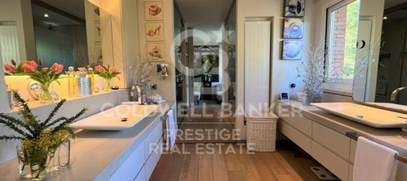 5 bedrooms Penthouse in Pedralbes, Spain No. 25780 9