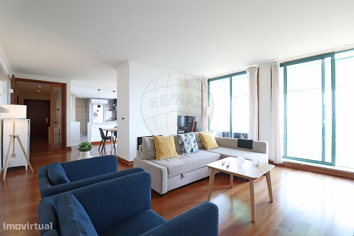 3 bedrooms Apartment in Matosinhos, Portugal No. 271519